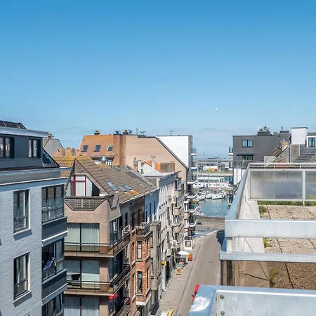 Cosy Couples' Retreat With 2 Terraces Apartamento *