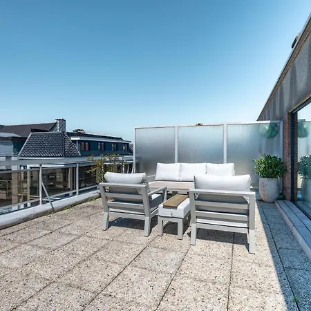 Cosy Couples' Retreat With 2 Terraces *